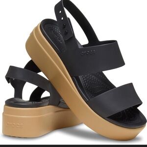 Brooklyn Wedge Crocs Women's Black and Tan Sandals
